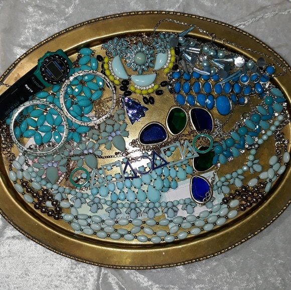 Jewelry - SOLD!!Vintage teal blue bling jewelry lot